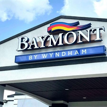 Baymont By Wyndham Dothan Bagian luar foto